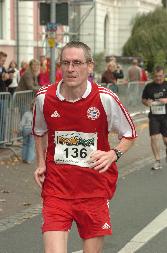 Marathon im FC Bayern Trikot beim 1. Oldenburger Jubiläumsmarathon 2008